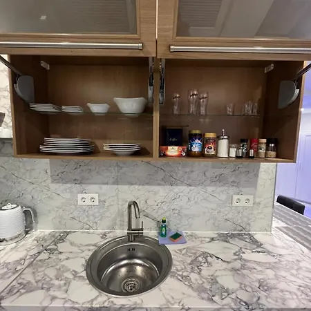Viktor Deluxe Apartment